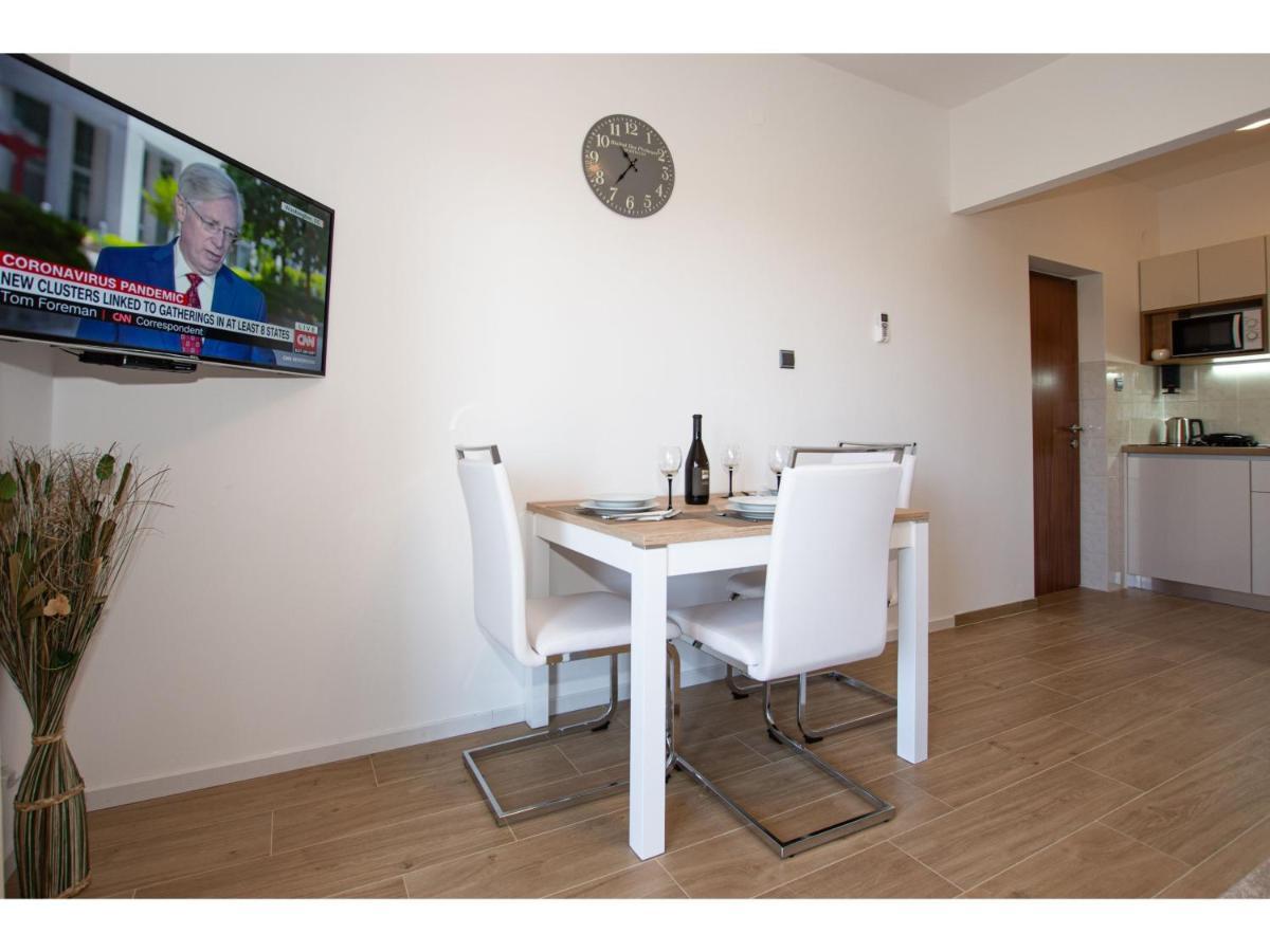 White Diamond Daire Vrsi Dış mekan fotoğraf